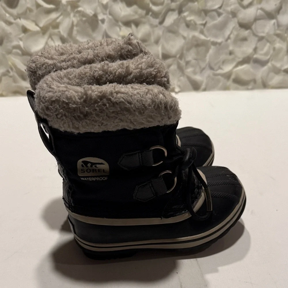 Sorel Black and Gray Waterproof Boots